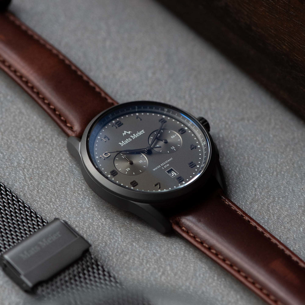 Mont Vélan chronograph gray / brown